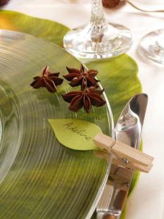 24 Mini Pince à linge en bois Vert Sauge - Decoration mariage pas cher -  Badaboum