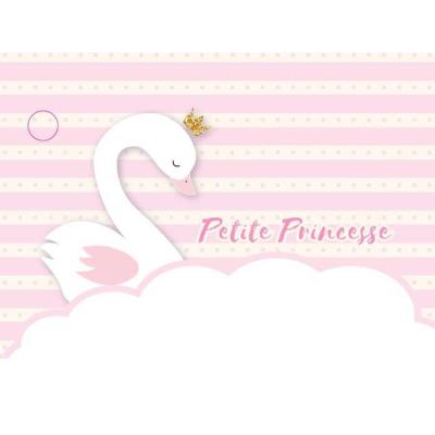 10 Etiquettes porte nom baptême ou baby shower fille fond blanc rayures rose et rayures blanches avec des points rose, sur lequel est dessiné un cygne posé sur un nuage blanc