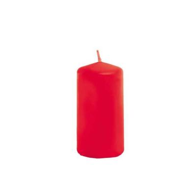 Décoration de table noel chaleureuse avec ces 12 bougies cylindriques coloris rouge