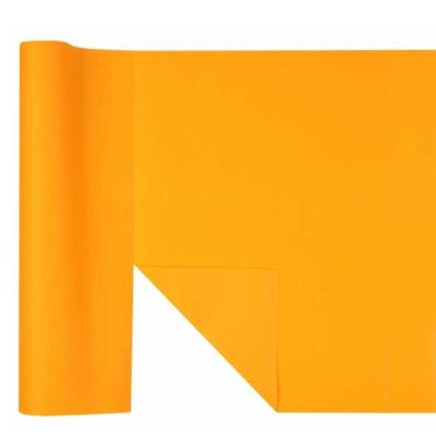 Un chemin de table coloris orange haut de gamme, écologique prédécoupé de 40 cm de large et 4 m 80 de long utilisable en chemin de table, en tête à tête ou en set de table de 40  cm x 30 cm.